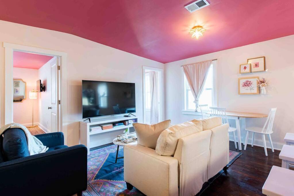 Blush And Bashful Germantown Two Bedroom Apartment 路易斯威尔 外观 照片