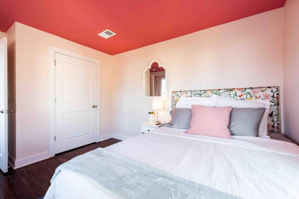 Blush And Bashful Germantown Two Bedroom Apartment 路易斯威尔 外观 照片